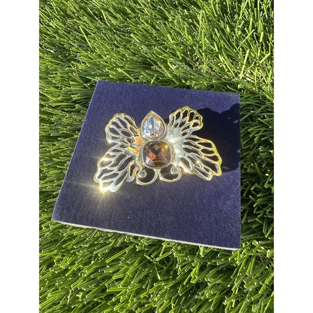 ⭐️Estee Lauder 'Delicate Butterfly' Solid Perfume Compact⭐️
